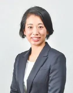 山野 寛子